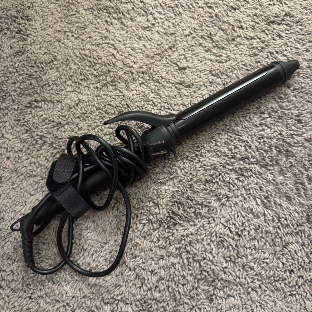 1.25” Bioionic Long Barrel Curling Iron